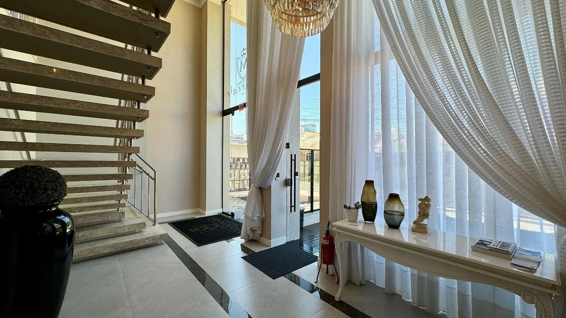 Apartamento Duas Suites, 250M Praia Bombinhas