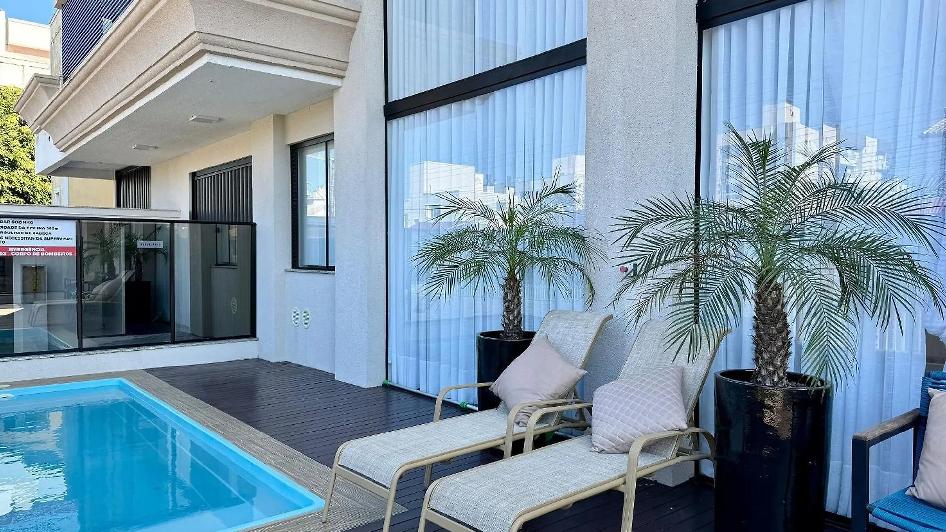 Apartment Apartamento Duas Suites, 250M Praia Bombinhas